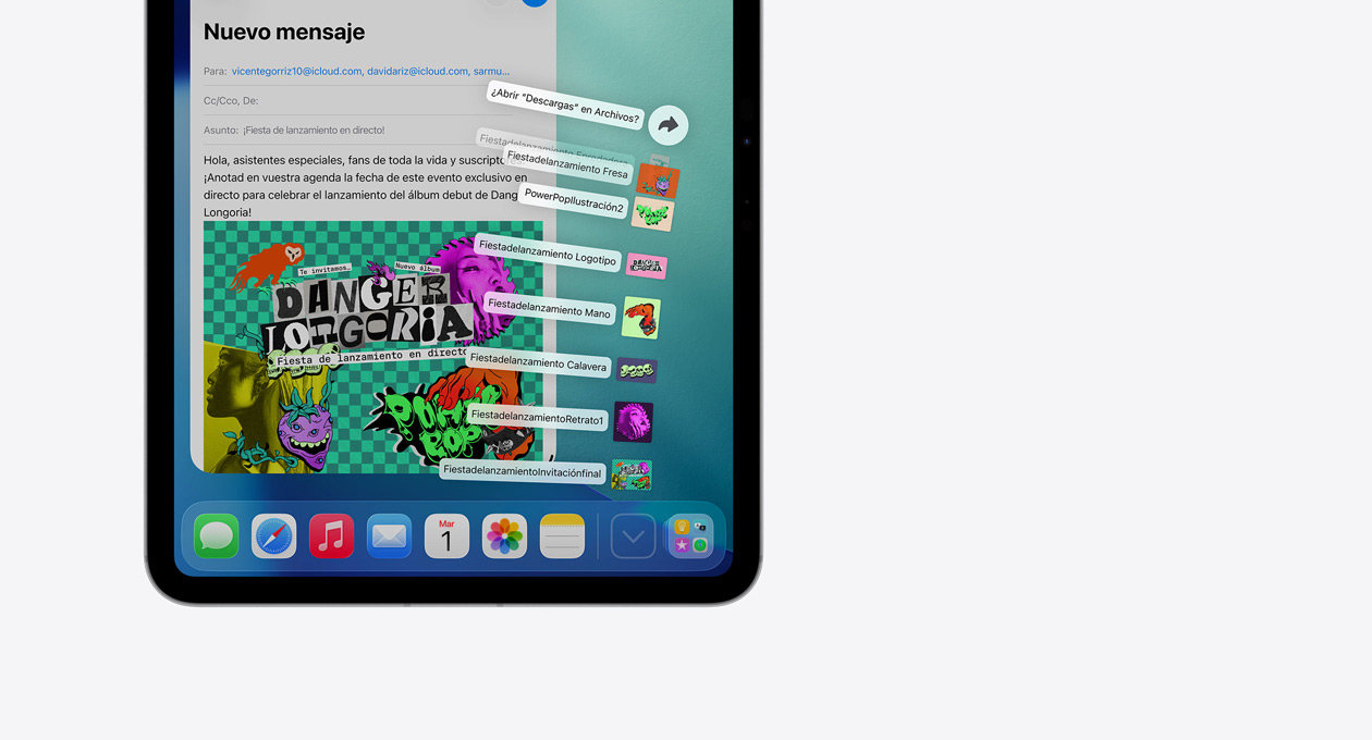 Primer plano de la app Dock de un dispositivo Apple en la parte inferior de la pantalla, con una serie de archivos que se despliegan en vertical desde el Dock