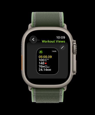 Apple Watch Ultra 3, titanium case, natural colour, edit workout views screen, Trail Loop, green/neon colour