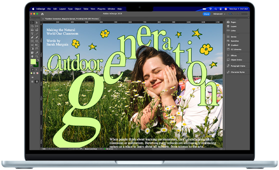 Una MacBook Air con un proyecto de Adobe InDesign en pantalla